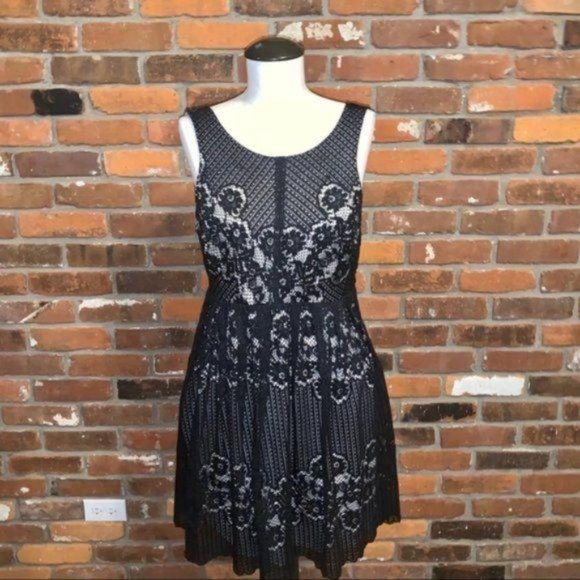 Free People Black Lace Cut Out Mini Dress Size 4 - Picture 2 of 8